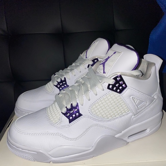 Air Jordan 4 Retro ‘Metalic Purple’ main image 5